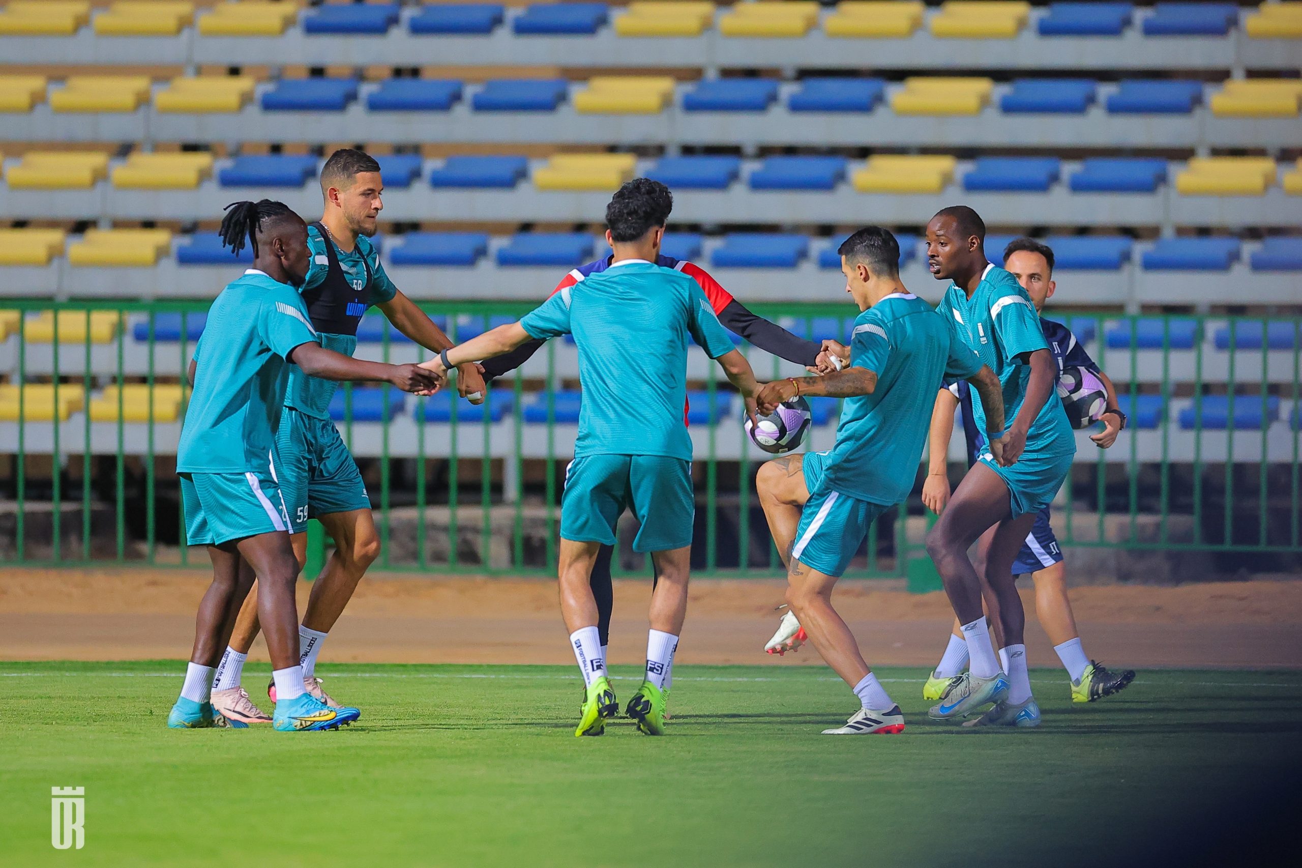 التشكيل الرسمي لمباراة العروبة والفتح في الدوري