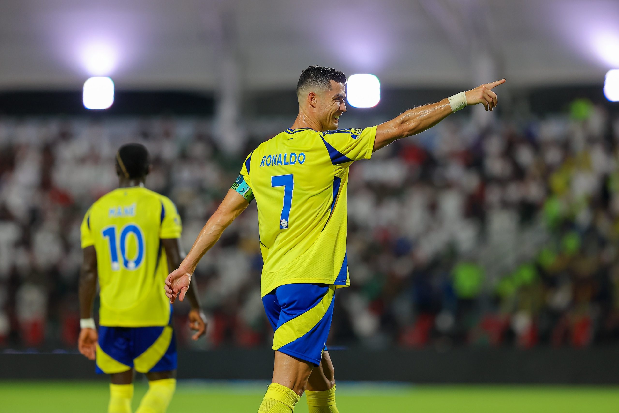 أول تعليق لـ رونالدو بعد فوز النصر على الاتفاق