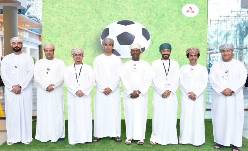 إعلان أسماء الفرق الفائزة بدعم برنامج “الملاعب الخضراء” من بنك مسقط