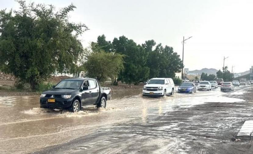 اليوم بدء تأثيرات الحالة الجوية بطقس السلطنة.. تعرف على التفاصيل