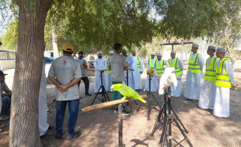 تعريف الطلبة بدور مركز التنوع الأحيائي في بركاء