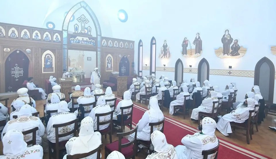 بالصور البابا تواضروس الثاني يفتتح سيمنار الرهبنة القبطية بمركز لوجوس بدير القديس الأنبا بيشوى 3 البابا تواضروس الثاني يفتتح سيمنار الرهبنة القبطية
