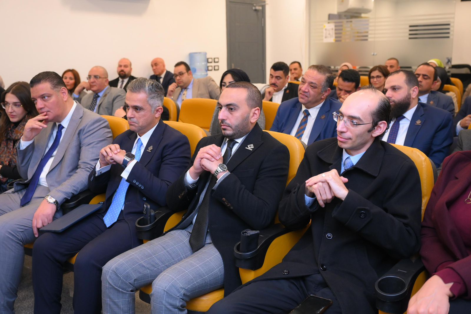 خلال لقاء تنسيقية شباب الأحزاب والسياسيين خلال لقاء تنسيقية شباب الأحزاب والسياسيين