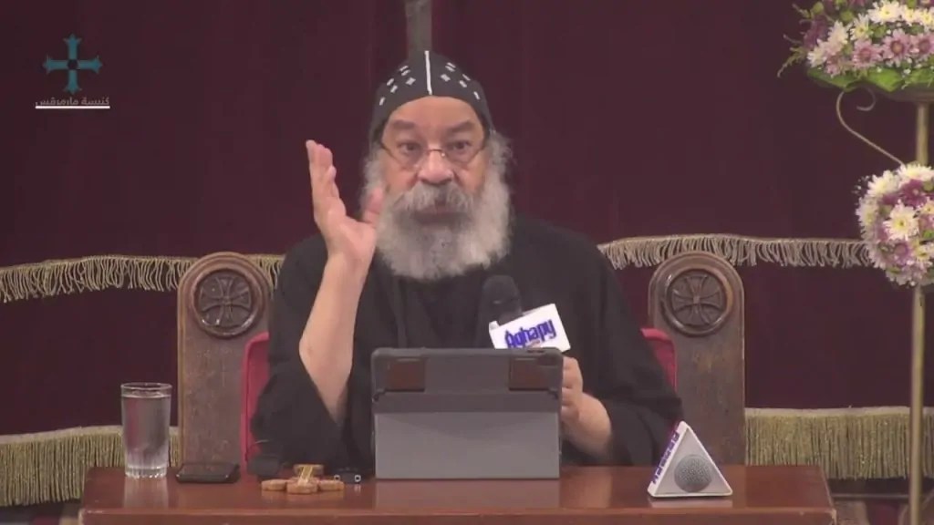 رد نيافة الأنبا رافائيل على سؤال هل أكتفي بالصلاة السهمية 2 الأنبا رافائيل يشدد