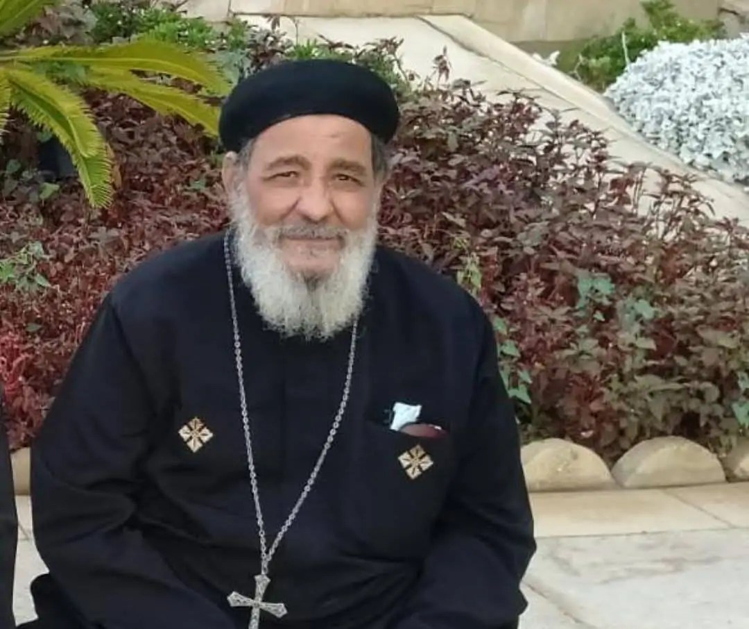 نياحة القمص عبد المسيح بسيط عن عمر يناهز 71 عامً كاهن كنيسة السيدة العذراء مريم بمسطرد 4 نياحة القمص عبد المسيح بسيط