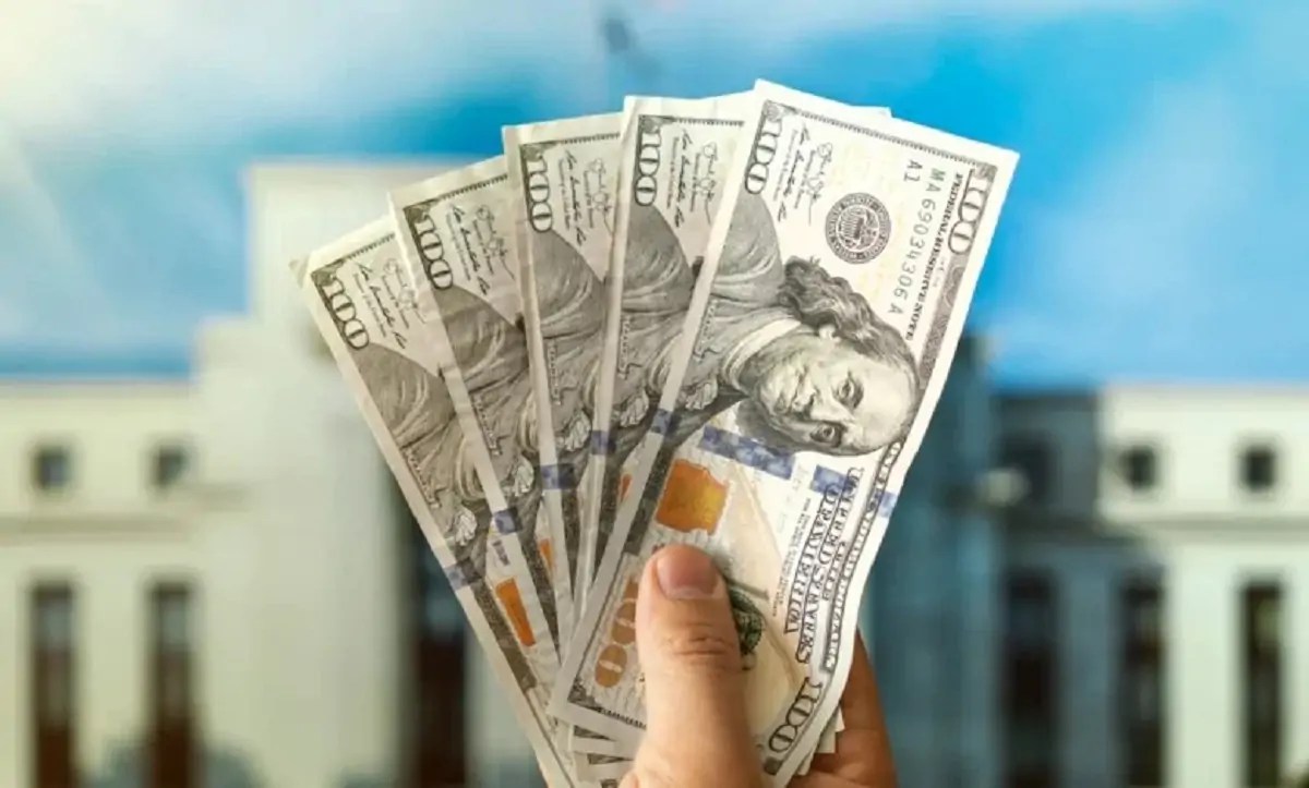 البنك الأهلي المصري يكشف عن أعلى عائد على الشهادات الادخارية 2025 يصل ل27% عقب قرار المركزي 3 تفاصيل شهادة اختيارك