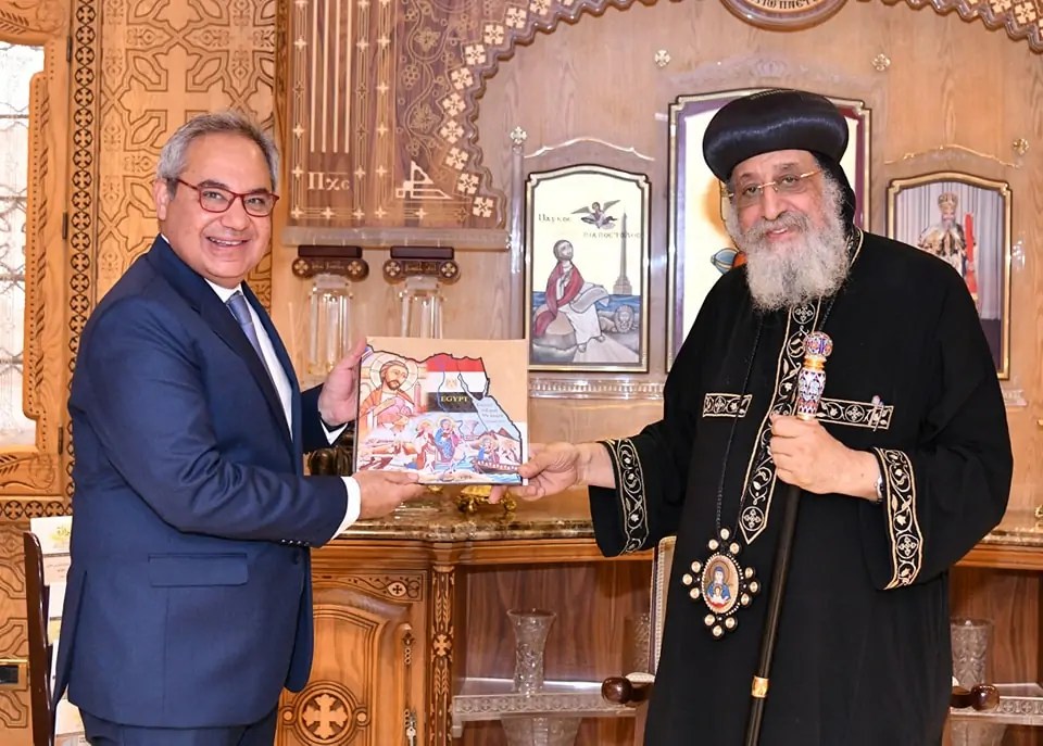 بالصور تفاصيل لقاء البابا تواضروس بالسفير المصري الجديد في قبرص ووفدًا سياحيًّا من ألمانيا والسفير المصري الجديد بهولندا 6 البابا تواضروس يستقبل ممثل مصر الجديد لدى الأمم المتحدة في جنيف