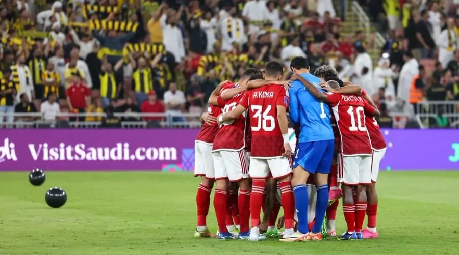 الإعلان عن القنوات الناقلة وموعد لقاء الأهلي وسيراميكا بالدوري المصري لموسم 2024 - 2025 3 مباراة الأهلي وسيراميكا كليوباترا بكأس السوبر المصري