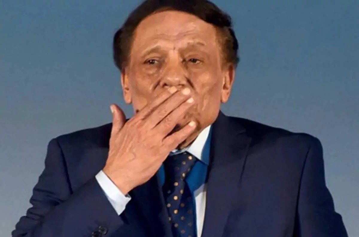 كشف ما فعلته أسرة عادل إمام لفشل خطة أصدقائه للاحتفال بعيد ميلاد الزعيم ال85 4 أسرة عادل إمام
