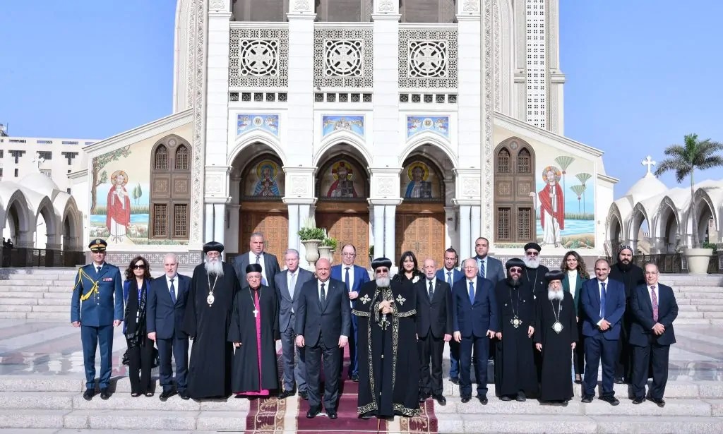 بالصور تفاصيل لقاء البابا تواضروس الثاني بالرئيس اللبنانى چوزيف عون 3 البابا تواضروس الثاني والرئيس اللبنانى