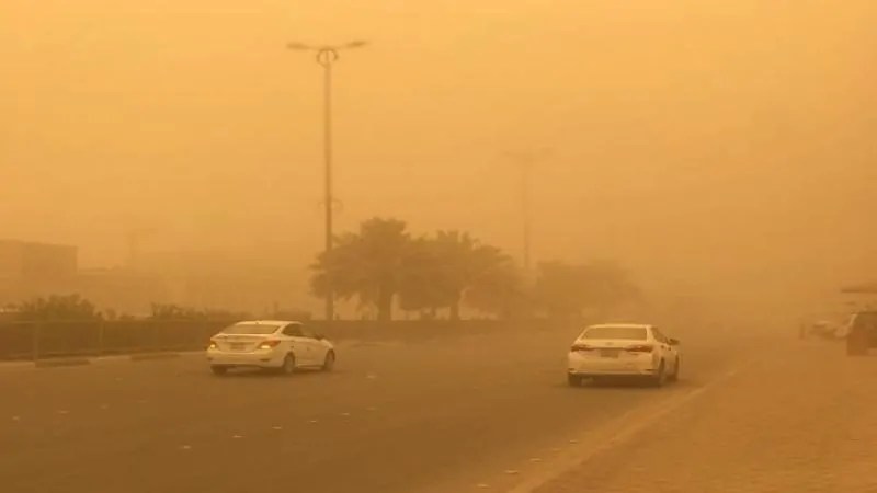 الأرصاد الجوية تحذر عاصفة ترابية شديدة وأمطار تضرب هذه المناطق 3 الأرصاد الجوية تحذر