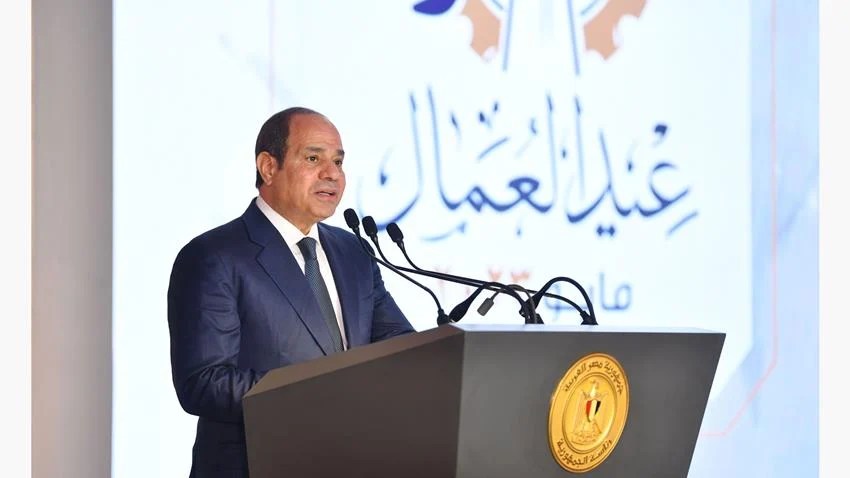 الرئيس السيسي يوافق على تشريع قانون العمل الجديد 2 الرئيس السيسي