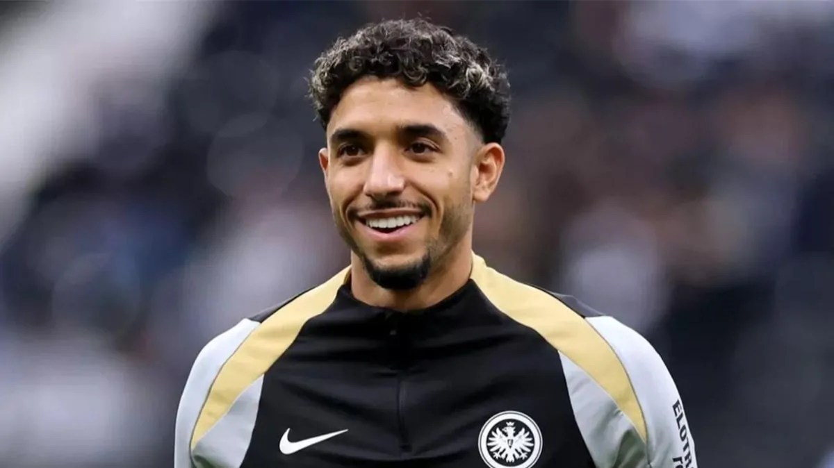 بعد انتقاله لمانشستر سيتي نجم منتخب مصر يؤسس شركته الخاصة في إنجلترا 4 نجم منتخب مصر يؤسس شركته