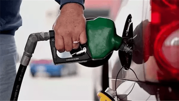 بعد واقعة شكاوى المواطنين من غش البنزين البرلمان يطلب تدخل الحكومة فورا 2 واقعة غش البنزين