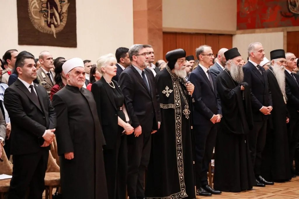 محاضرة البابا تواضروس من القصر الرئاسي بصربيا المحبة تبني زمان أفضل ومكان أفضل وإنسان أفضل 2 محاضرة البابا تواضروس