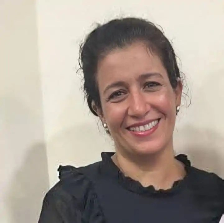 منال نجيب تعرضت لعنف أسري دام 20 عام انتهى بجريمة انهاء حياتها على يد زوجها 2 منال نجيب