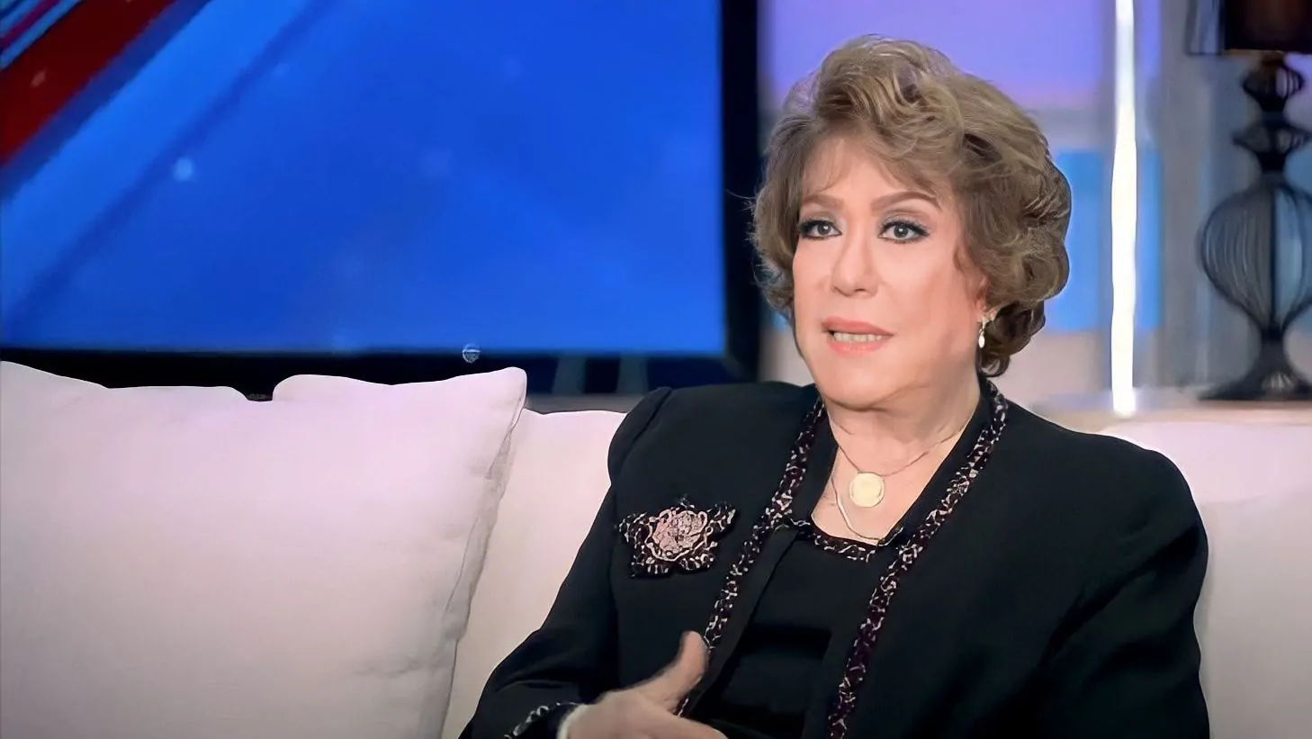 حنان مطاوع تكشف عن وصية سميحة أيوب وتؤكد هنفذ وصيتها 3 جنازة الفنانة سميحة أيوب
