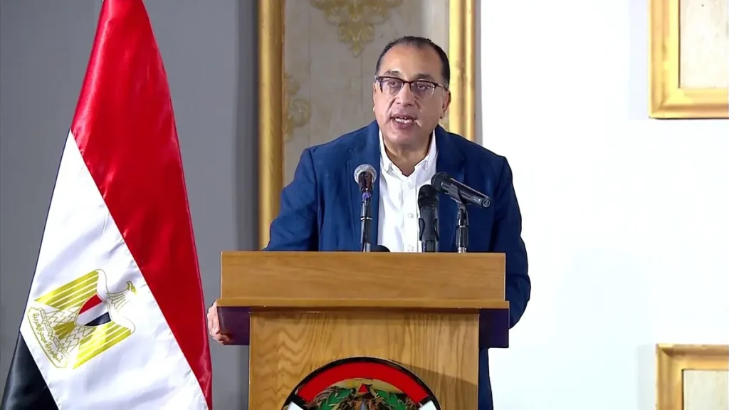 رئيس الحكومة يوضح حقيقة تعرض مصر لصدمة اقتصادية جديدة وتطور جديد حول شقق الإيجار التمليكي 3 رئيس الحكومة