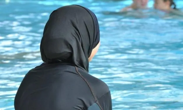 السلطات السورية تلزم النساء بارتداء البوركيني في الشواطئ