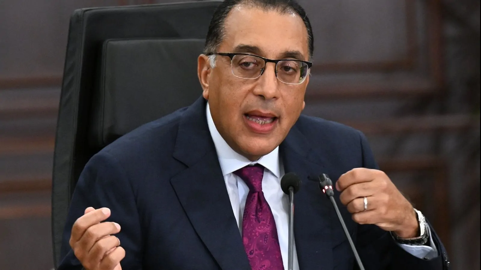 الرئيس السيسي يصدر تكليفات و5 قرارات هامة للحكومة ورجال كبار الدولة 4 الحكومة تعلن عن تيسيرات ضريبية