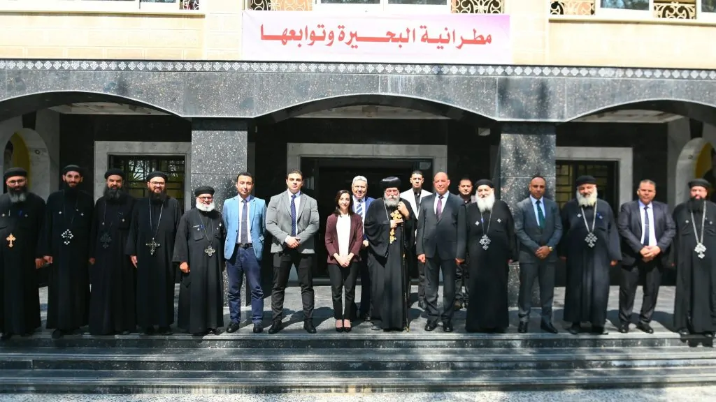 زيارة الدكتورة جاكلين عازر لتهنئة الأنبا إيلاريون