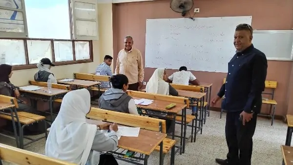 رسوب جماعي لطلاب الشهادة الإعدادية في إحدى المدارس وطالبة واحدة تنجو من الفشل 4 رسوب طلاب الشهادة الإعدادية