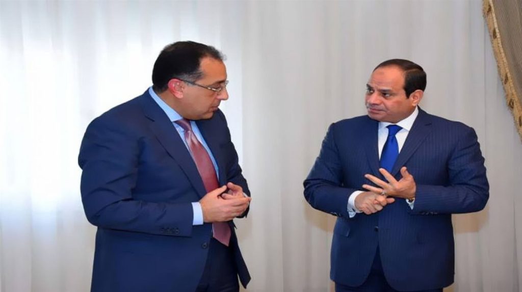 الرئيس السيسي يعلن عن قرار جمهوري تاريخي وتعديلات كبيرة تنتظر التنفيذ الفوري 5 الرئيس السيسي