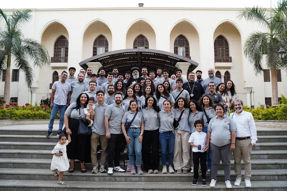 بالصور تفاصيل استقبال البابا تواضروس الثاني لمجموعة خدام من الولايات المتحدة الأمريكية بالمقر البابوي 3 البابا تواضروس الثاني