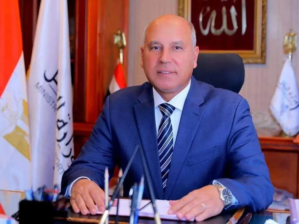 الفريق كامل الوزير يوجه رسالة للناس اللي بتقول أخدتوا قروض 2 مناصب كامل الوزير في التعديل الوزاري
