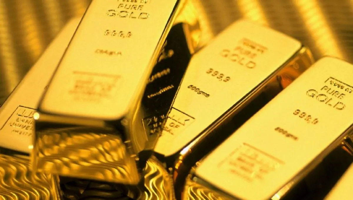 تذبذب سعر الذهب بنهاية تعاملات اليوم 8/6/2025 وال21 الآن 3 توقعات نجيب ساويرس لسعر الذهب