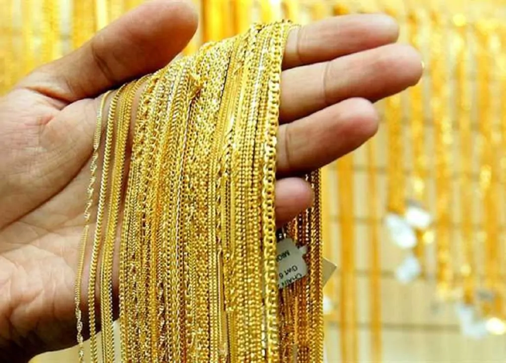 فرصة الخطوبة سعر الذهب اليوم 1يونيو 2025يخالف التوقعات وعيار 21 مفاجأة 2 سعر الذهب