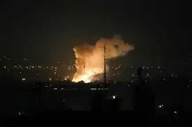 من جديد إنفجارات قوية تهز تل أبيب والعديد من التجمعات السكنية في وسط إسرائيل 3 الجيش الإسرائيلي يرد