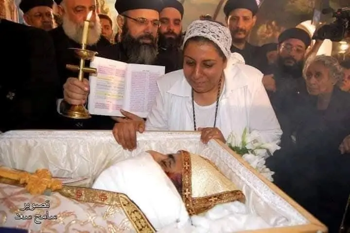 سيرة القس مينا عبود شاروبيم الكنيسة ترفع الصلوات لروح الشهيد بذكرى الـ 12 لرحيله 4 القس مينا عبود شاروبيم