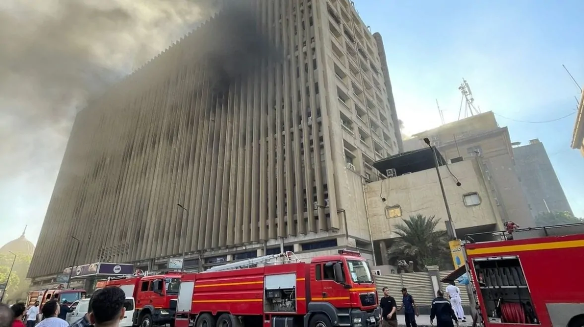 الإعلامية لميس الحديدي ما سبب احتراق سنترال رمسيس وكيف أصيبت كل اتصالات مصر بالشلل 4 سنترال رمسيس
