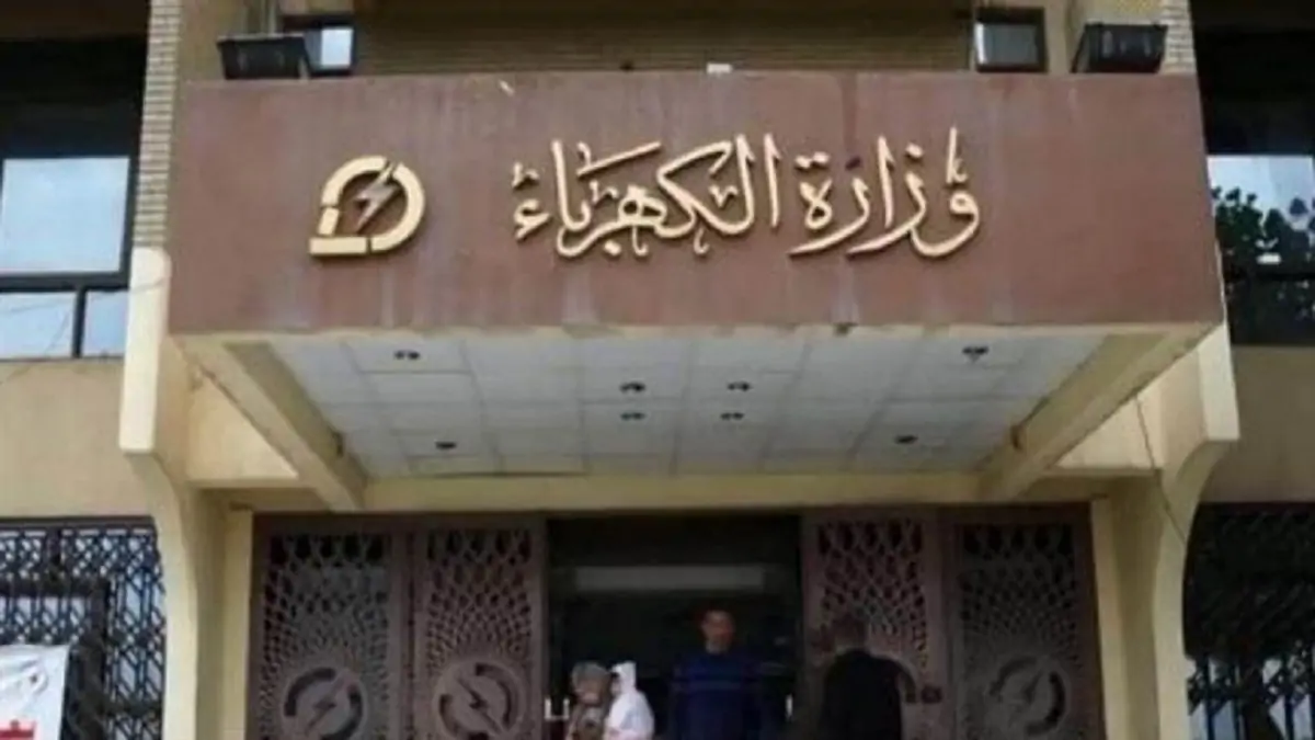 عاجل حريق ضخم بمحطة محولات بالعاشر من رمضان يتسبب في انقطاع الكهرباء عن المدينة 3 شركة الكهرباء