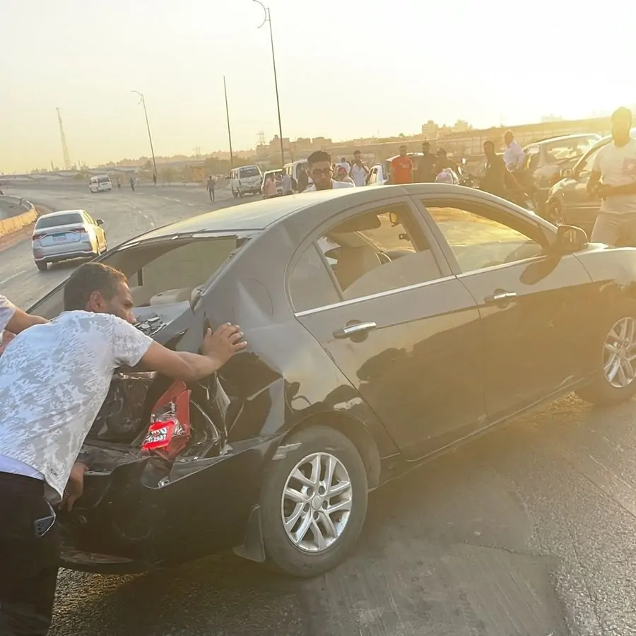 بالصور حادث مروع تريلا تدهس 5 سيارات وسقوط ضحايا ومصابين 3 حادث الأوسطي