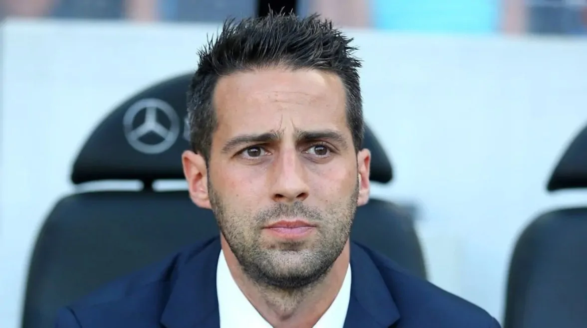 3 قرارات صارمة من مدرب نادي الزمالك فيريرا لإعداد الموسم الجديد 4 يانيك فيريرا