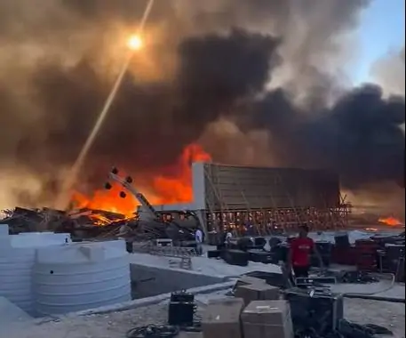 لحظات مرعبة شاهد اندلاع حريق بالساحل الشمالى بحفل موسيقى تكنو بالساحل الشمالى 4 حريق بالساحل الشمالى