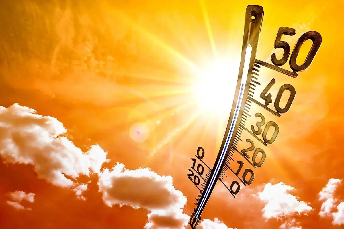 الأرصاد تحذر من غدًا الاتنين 21/7/2025 اصعب أيام يوليو وتوقعات بـ موجة حارة طويلة 3 موجة حارة