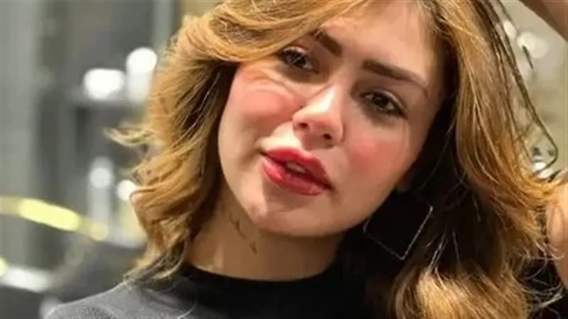 بلاغ ضد هدير عبد الرازق