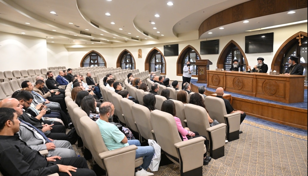 بالصور تفاصيل لقاء البابا تواضروس الثاني برابطة الكليات اللاهوتية بالشرق الأوسط 2 لقاء البابا تواضروس الثاني