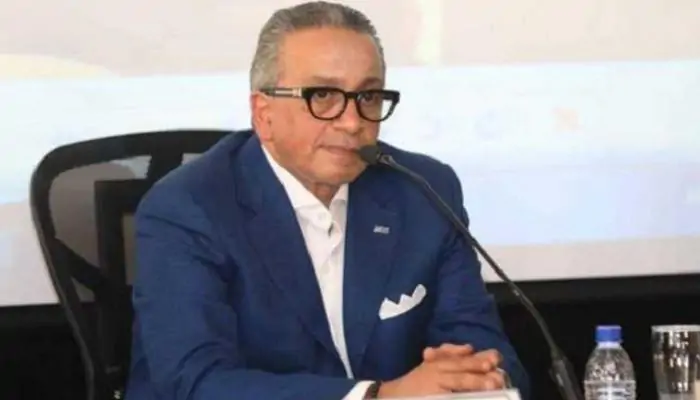 عمرو الجنايني يكشف المستور عن جلسته بزيزو بعد توقيعه للأهلي أرجوكم رجعوني أنا مش عارف عملت كده إزاي 4 تصريحات عمرو الجنايني