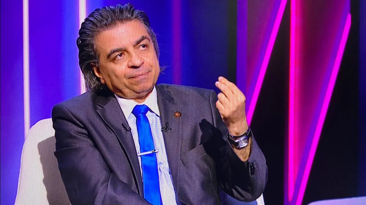كيف تنبأ تامر حسني بإنقطاع الإنترنت وعميد معهد القلب يوجه له رسالة 2 جمال شعبان