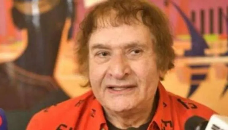 عاوز فلوس محيي إسماعيل يكشف عن سبب مفاجئ وراء غيابه عن ندوة القومي للمسرح 3 محيي إسماعيل