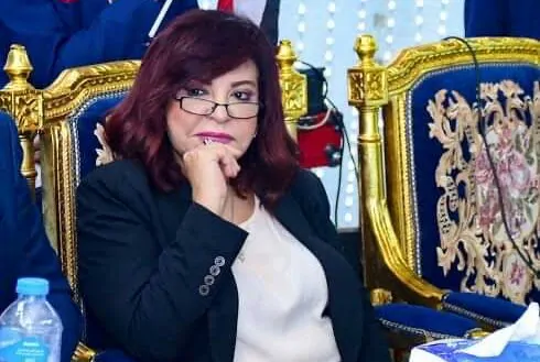 اقتراح بتعديل مواعيد العمل