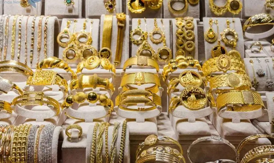 سعر الذهب بآخر تعاملات اليوم 13/8/2025 وعيار ال21 عقب الهبوط الاخير 2 زيادة سعر مصنعية الذهب