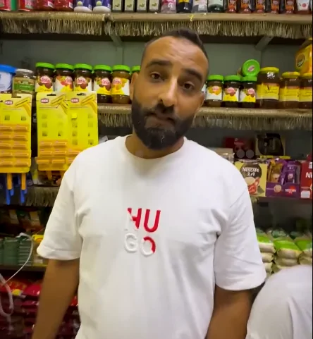 صاحب كشك واقعة الطفلة هايدي وكيس الشيبسي كان يوم أسود لما نشرته الفيديو عليا الطلاق عم سلامة هو صاحب الواقعة 2 صاحب كشك واقعة تريند الشيبسي