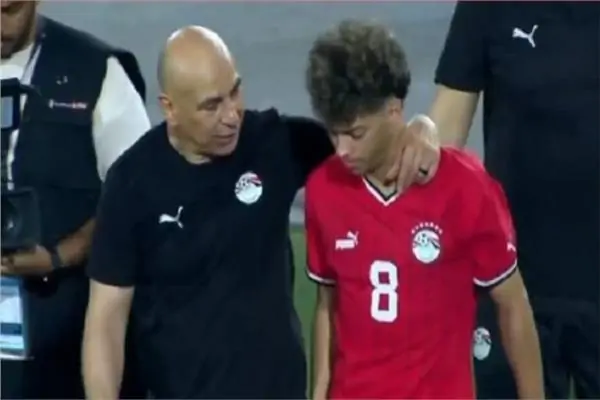 صدمة جديدة يتلقاها حسام حسن الأهلي يرفض انضمام إمام عاشور إلى منتخب مصر 2 إمام عاشور وحسام حسن