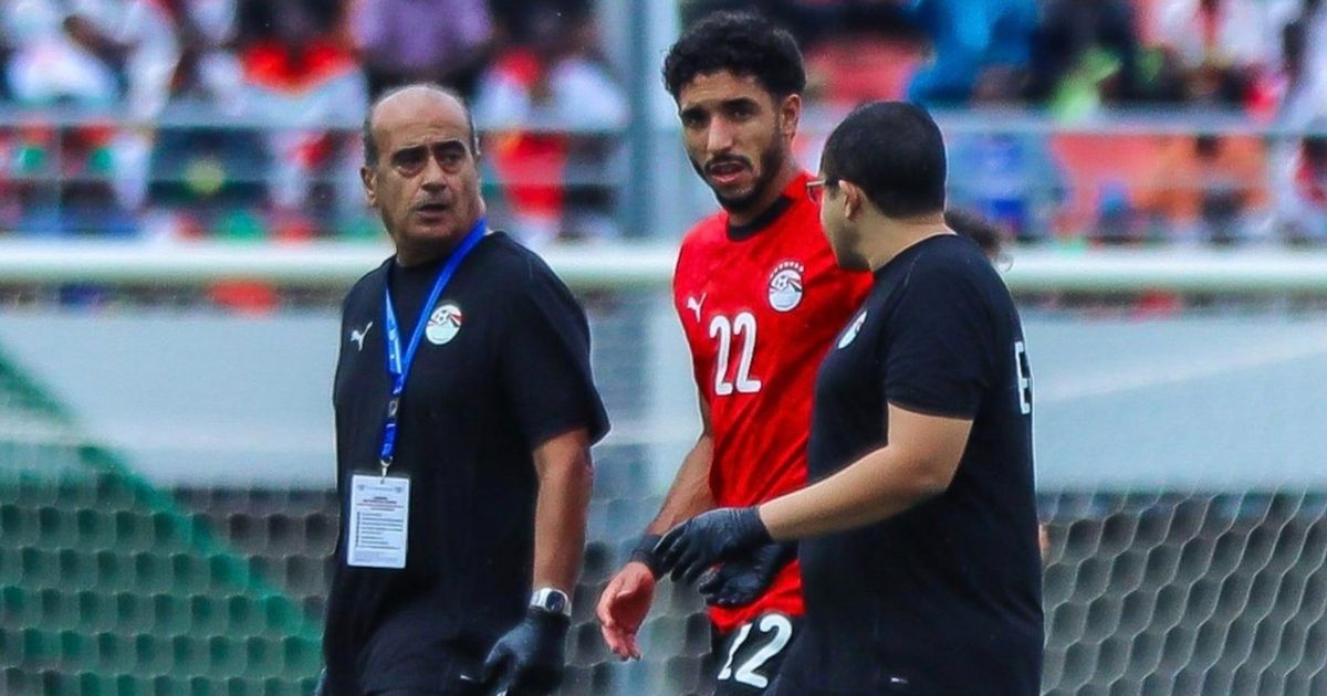 طبيب المنتخب المصري يوضح طبيعة إصابة عمر مرموش