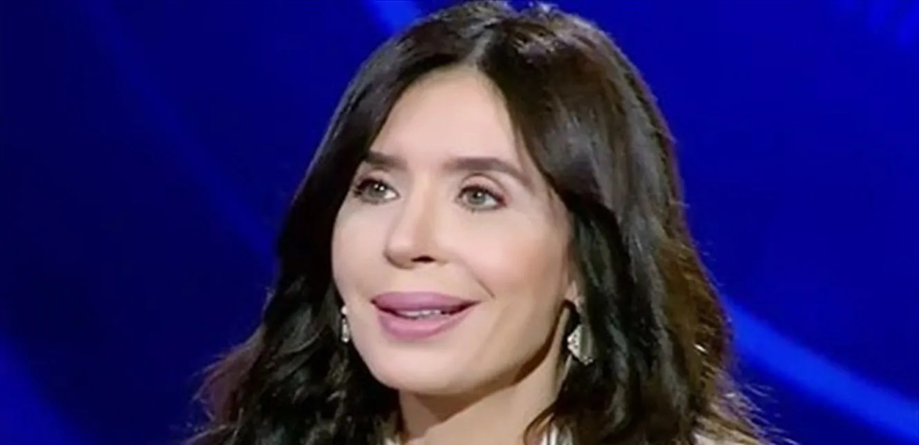 دينا تفتتح أكاديمية الفنون للرقص وتوجه رسالة حاسمة لمنتقديها